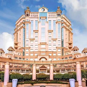 Hotel Swissôtel Al Murooj Dubai