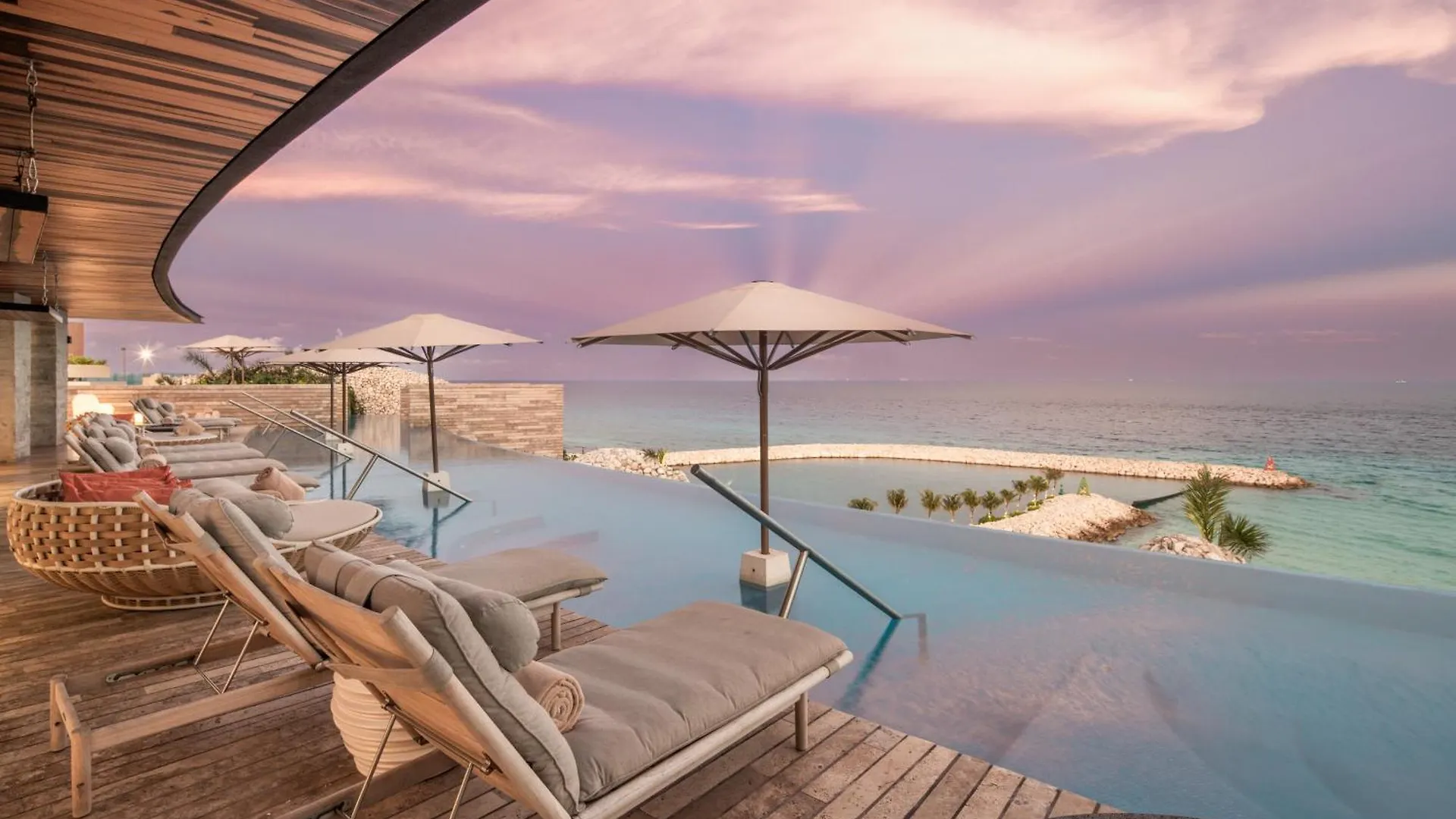 La Casa de la Playa by Xcaret- All Inclusive Adults Only Los Dos Compadres