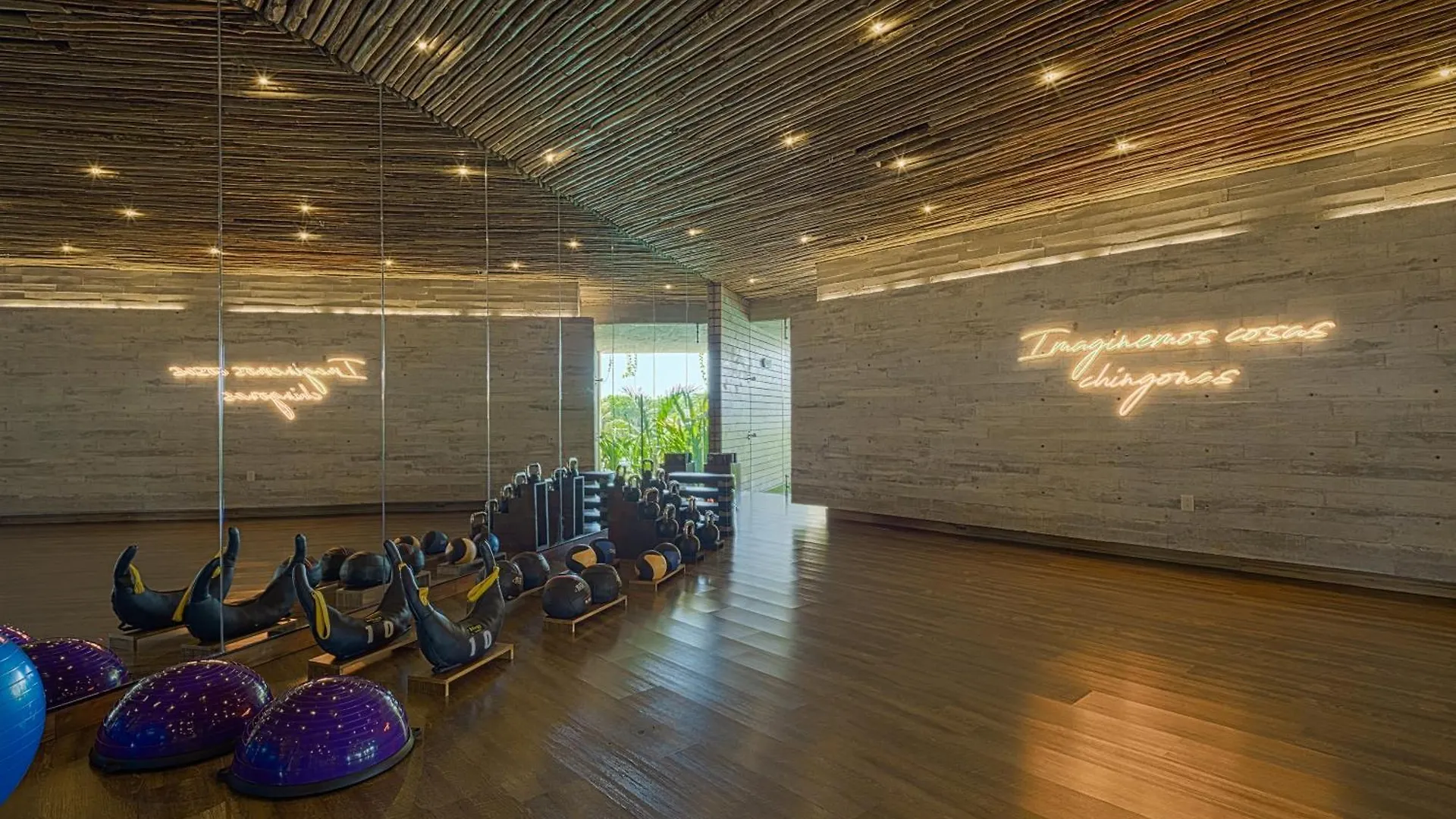 La Casa de la Playa by Xcaret- All Inclusive Adults Only Los Dos Compadres